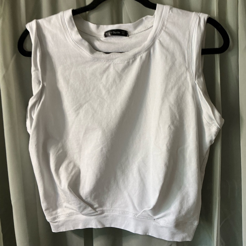 Arrive guide White Sleeveless Top size large